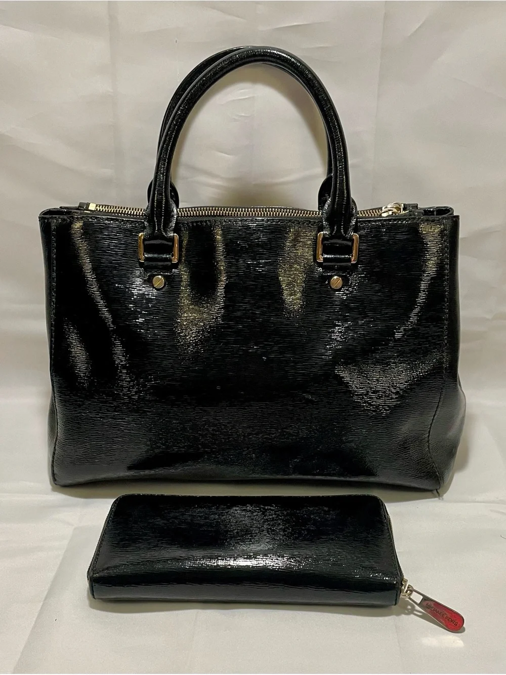 Michael Kors Dillon East West Satchel & Wallet Set